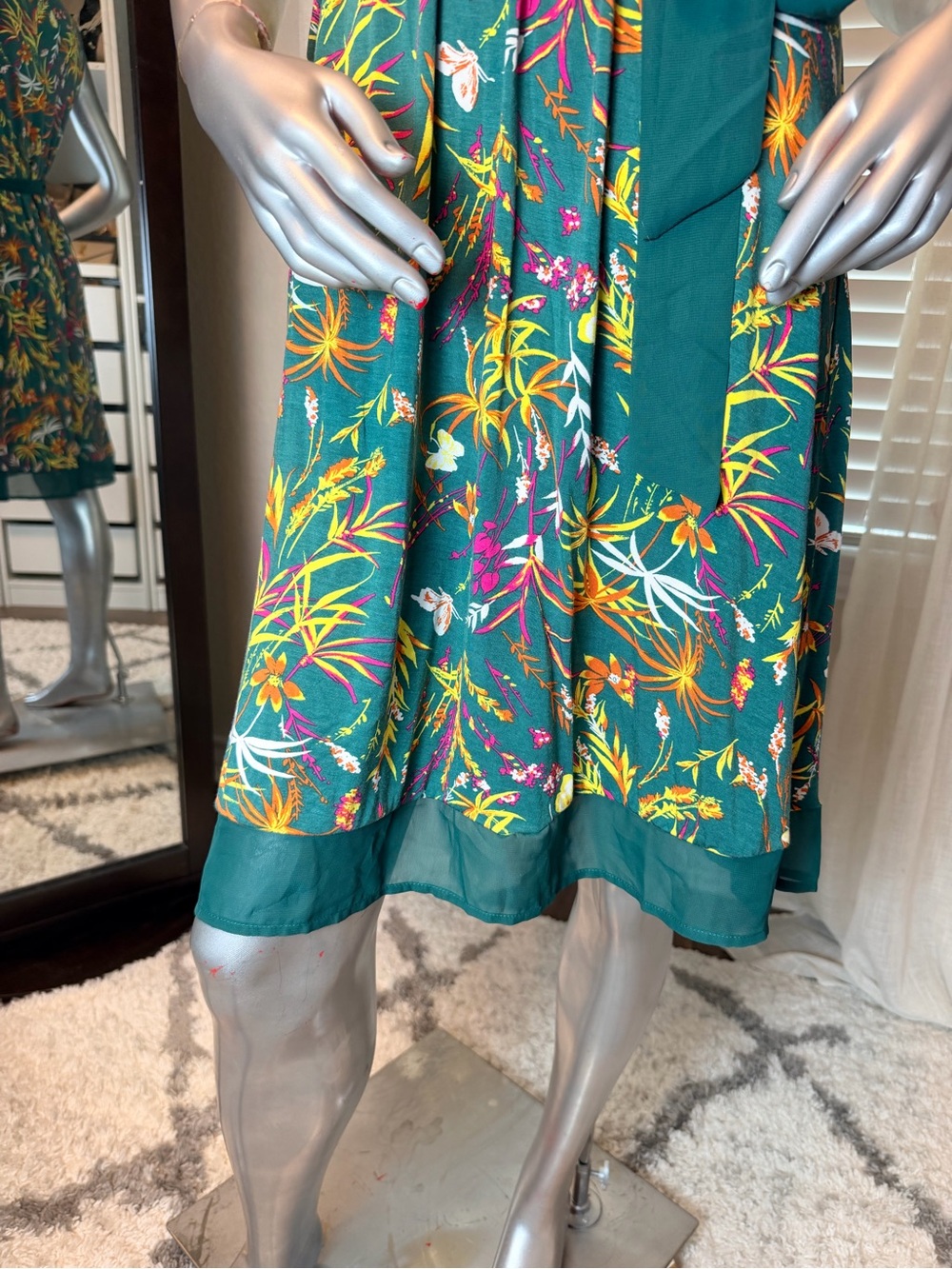ModCloth Medium Green Tropical Floral Leaf Faux Wrap Dress Sleeveless Tie Waist - Picture 4 of 12
